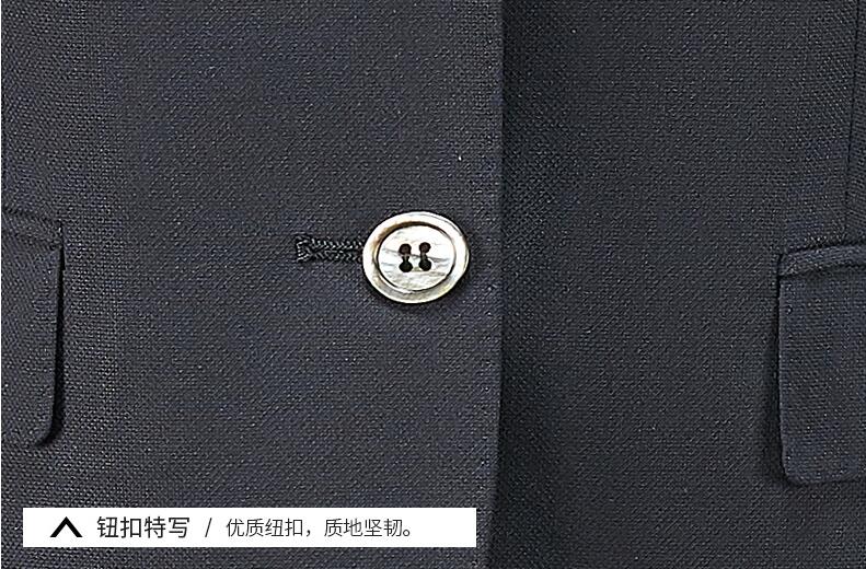 物業(yè)前臺行政女士兩?？酃し~扣特寫細節(jié)圖